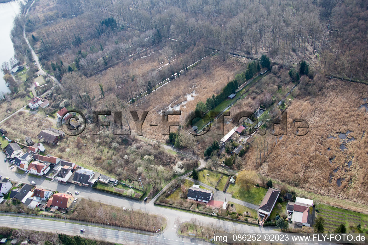 Vue aérienne de Suis Bruhrain à le quartier Neudorf in Graben-Neudorf dans le département Bade-Wurtemberg, Allemagne