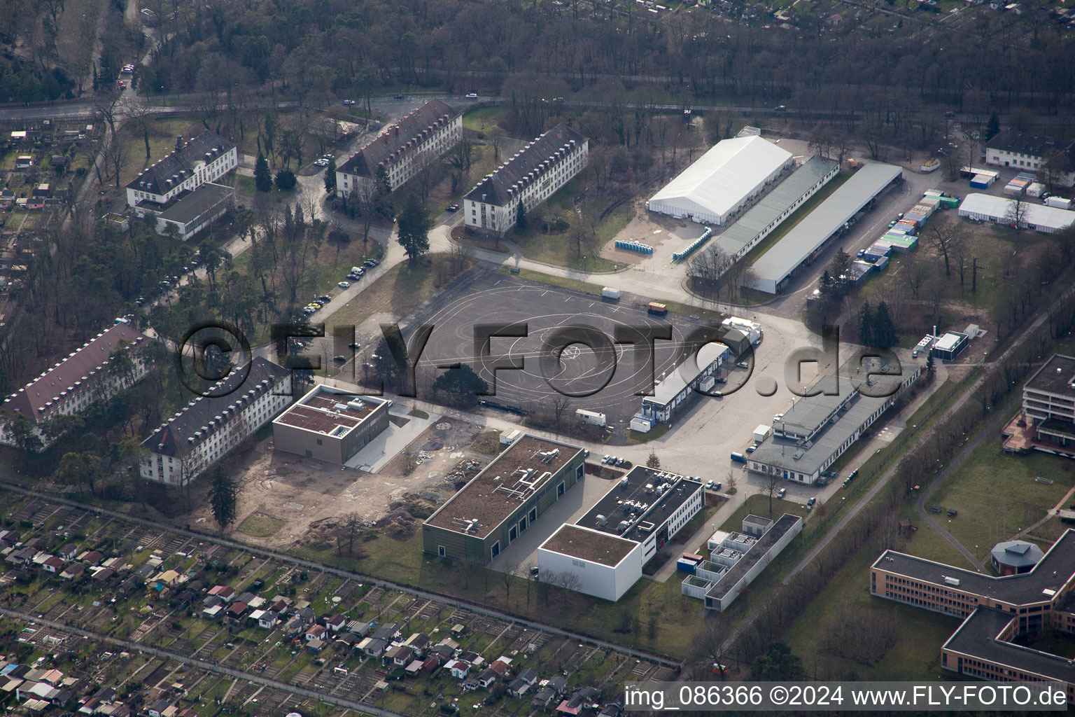 Vue oblique de Quartier Rintheim in Karlsruhe dans le département Bade-Wurtemberg, Allemagne