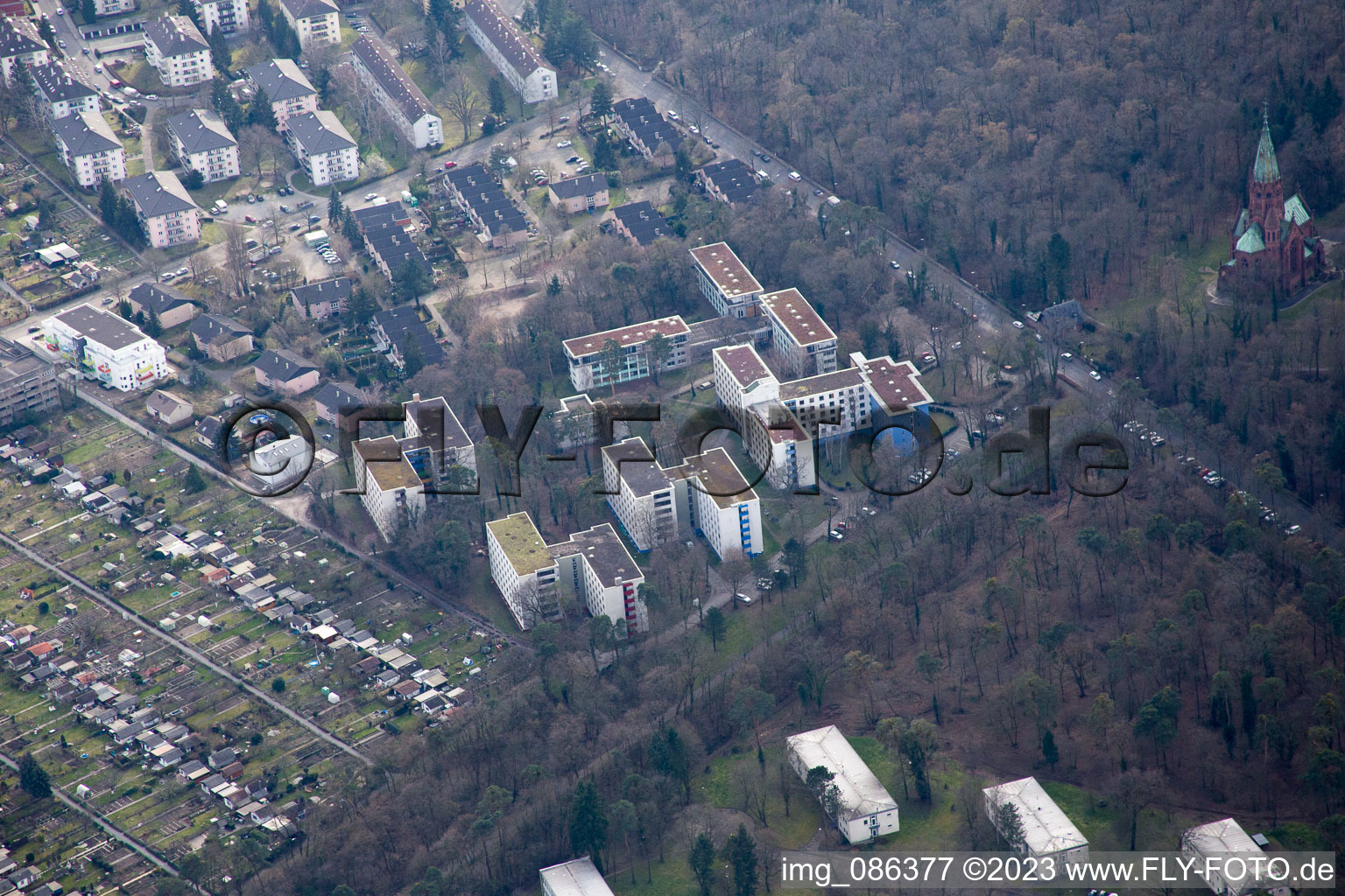 Quartier Oststadt in Karlsruhe dans le département Bade-Wurtemberg, Allemagne vu d'un drone
