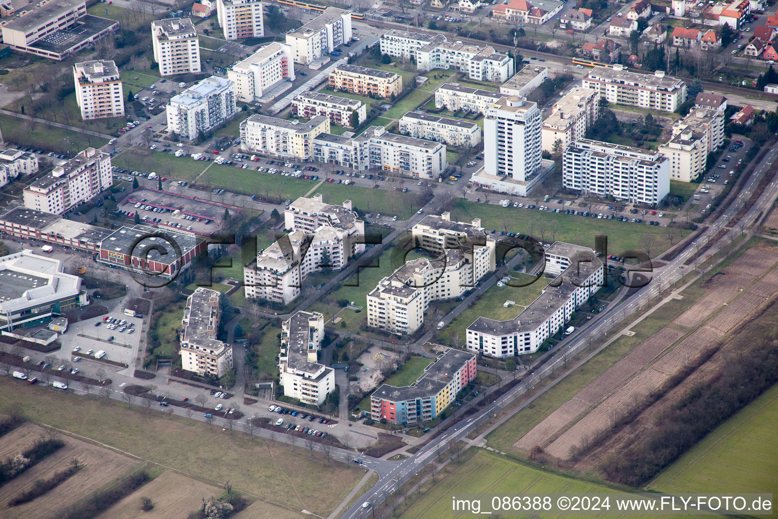 Quartier Neureut in Karlsruhe dans le département Bade-Wurtemberg, Allemagne hors des airs