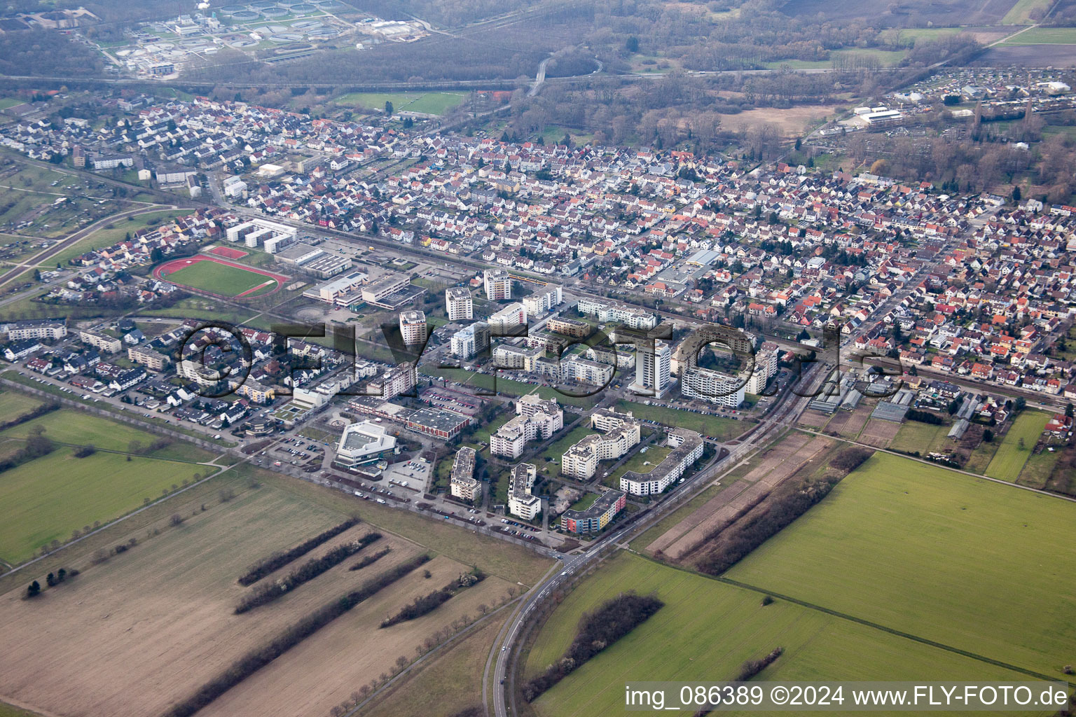 Quartier Neureut in Karlsruhe dans le département Bade-Wurtemberg, Allemagne vue d'en haut