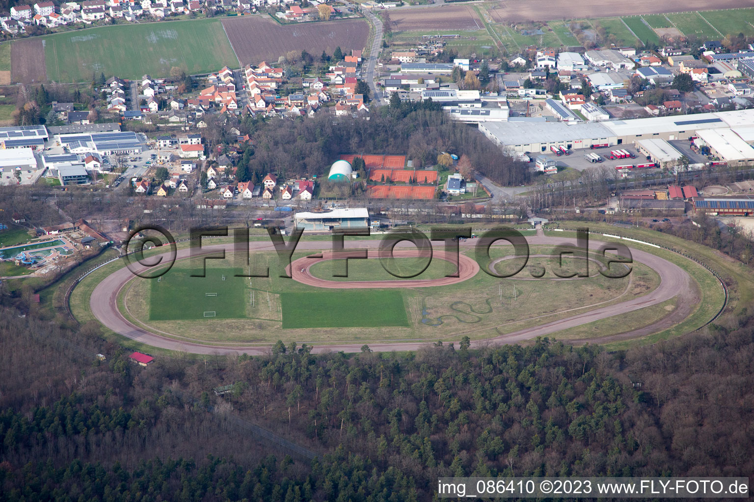 Quartier Herxheim in Herxheim bei Landau dans le département Rhénanie-Palatinat, Allemagne d'un drone