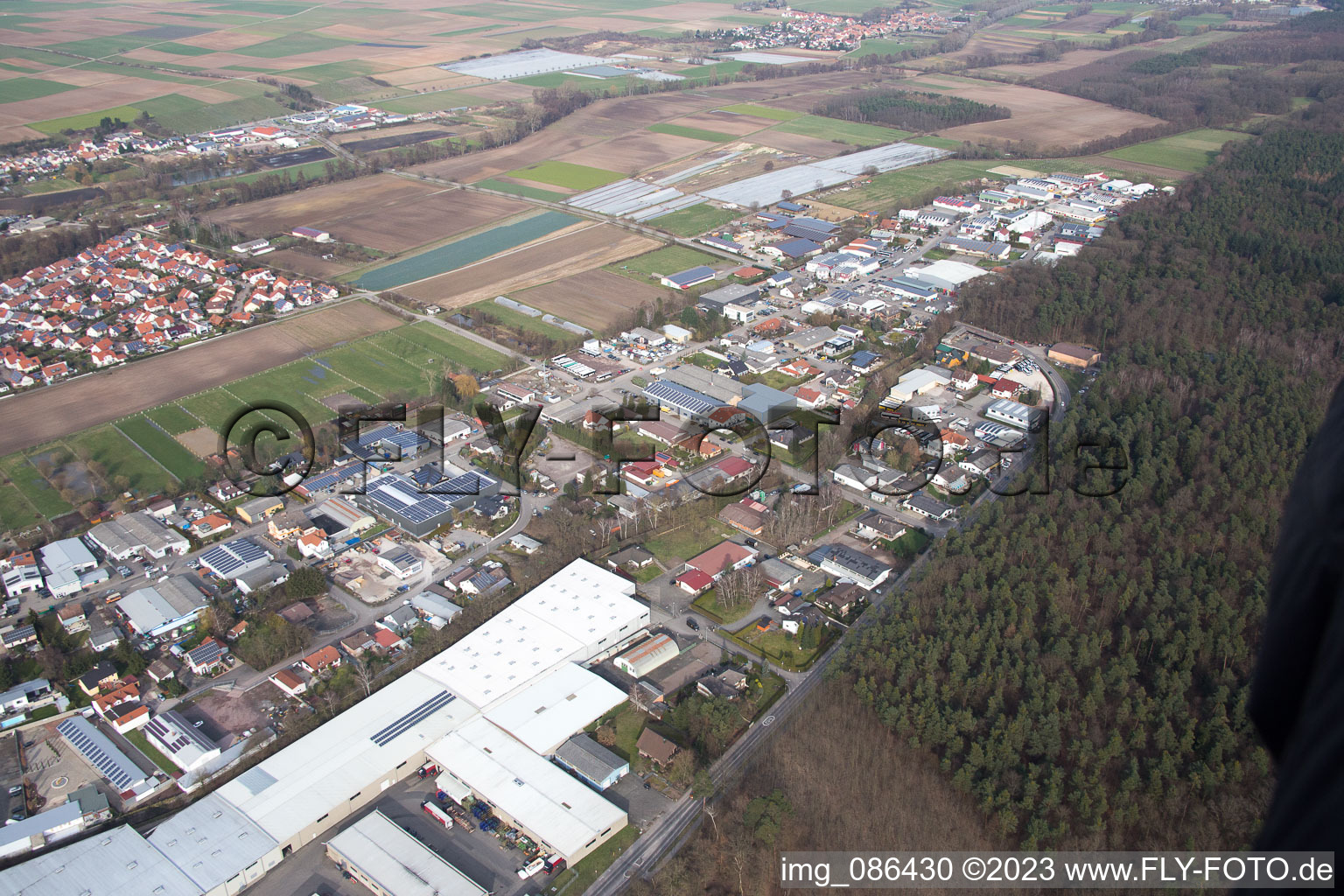 Quartier Herxheim in Herxheim bei Landau dans le département Rhénanie-Palatinat, Allemagne d'un drone