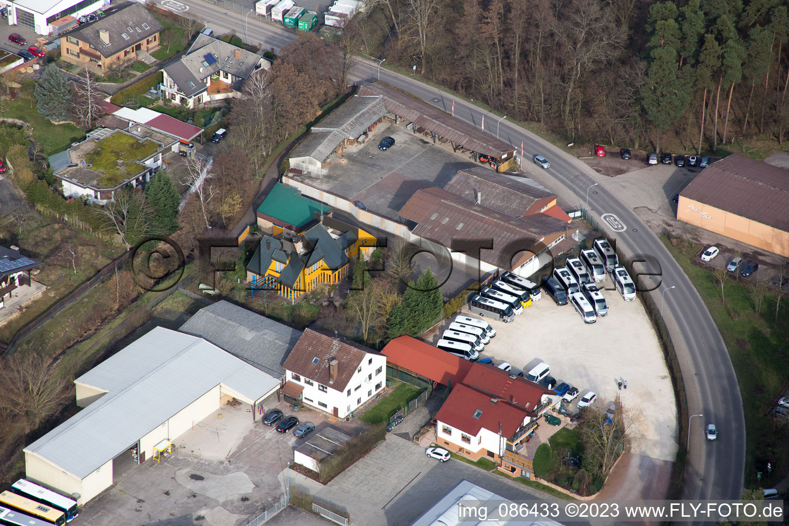 Vue aérienne de Quartier Herxheim in Herxheim bei Landau dans le département Rhénanie-Palatinat, Allemagne