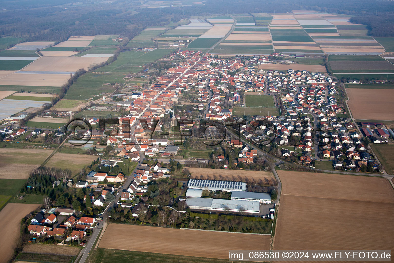 Vue aérienne de Gommersheim dans le département Rhénanie-Palatinat, Allemagne