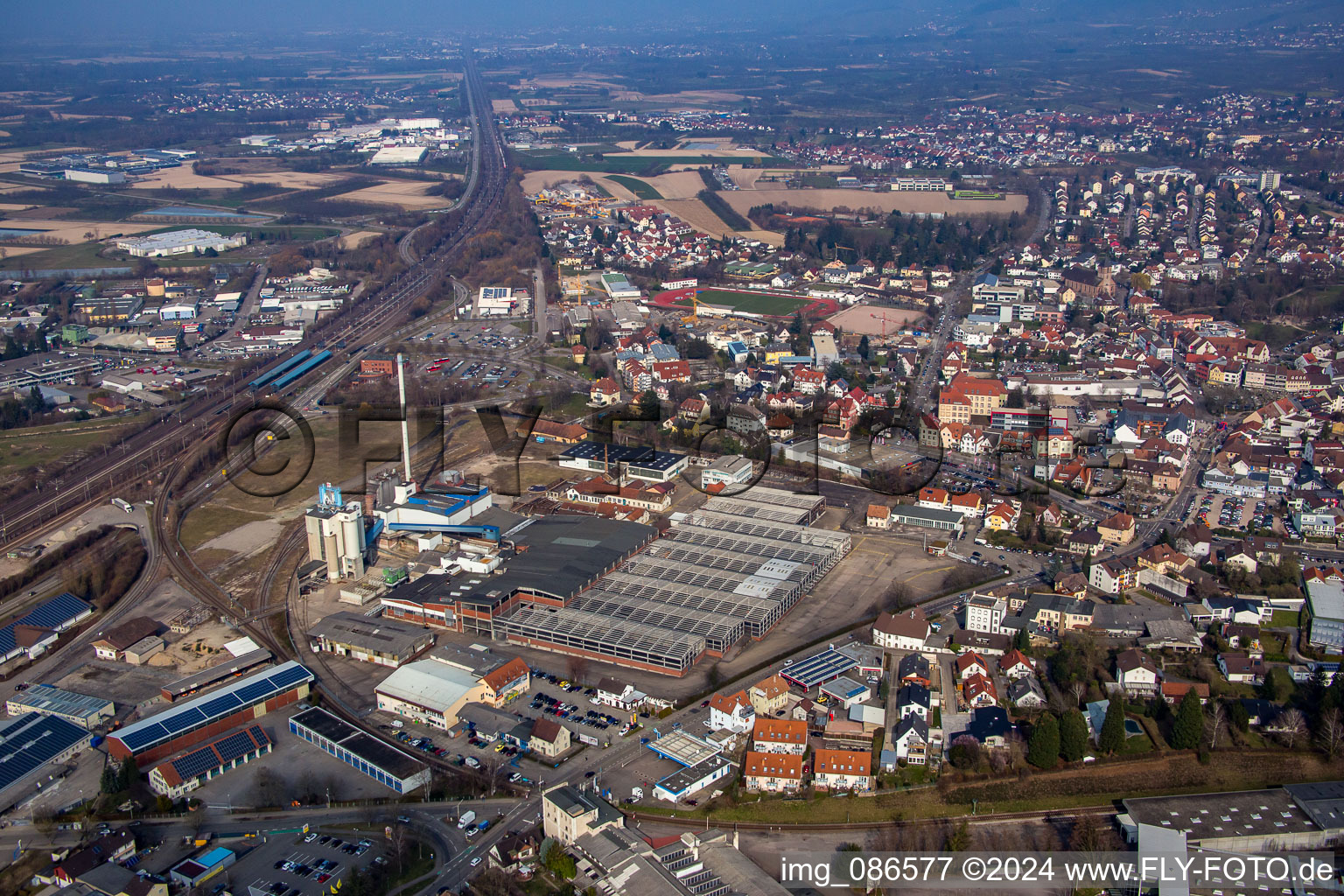 Vue aérienne de Zone industrielle SW Glasmacherstr à Achern dans le département Bade-Wurtemberg, Allemagne