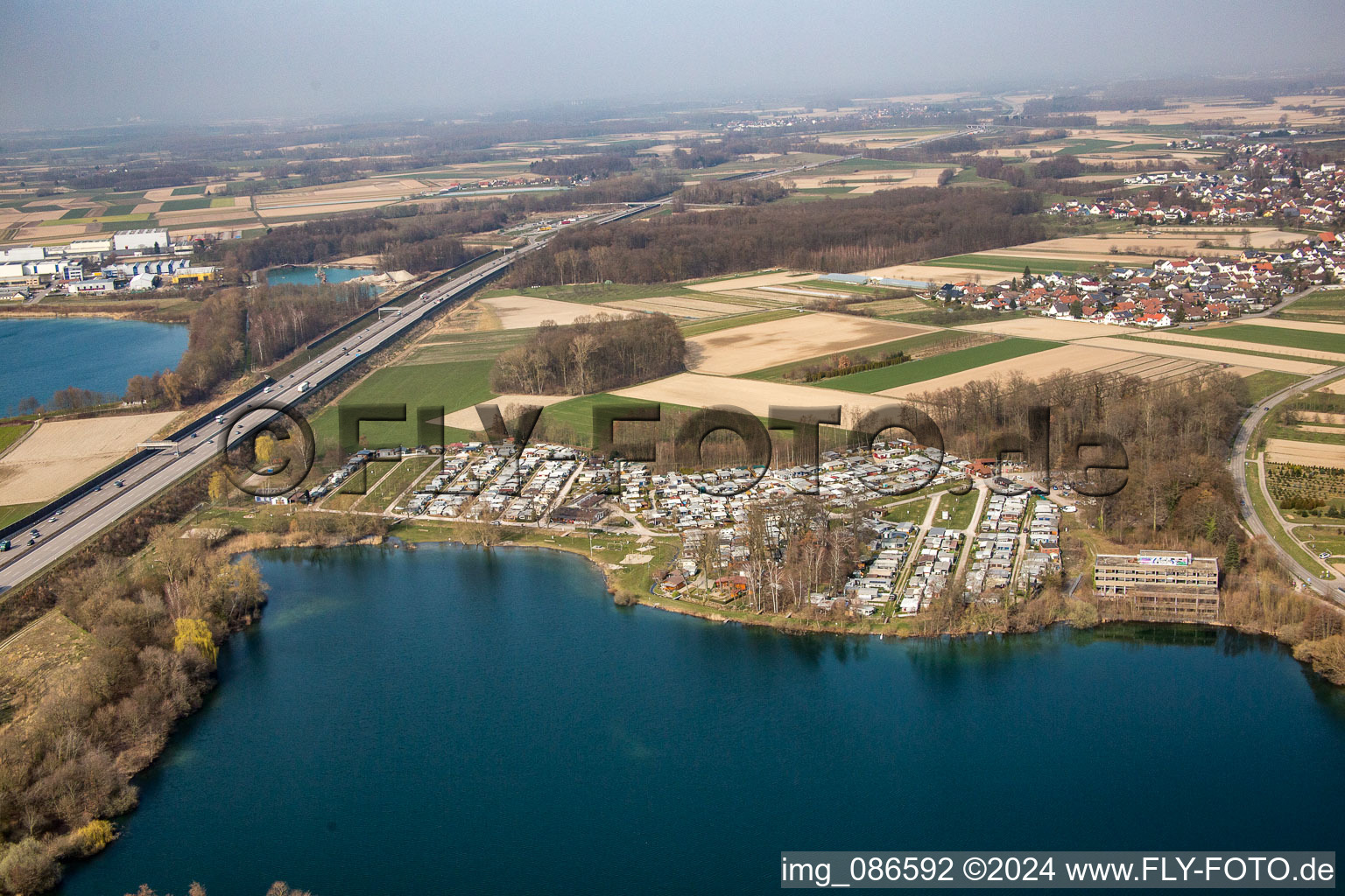 Vue aérienne de Camping à Achernsee à le quartier Großweier in Achern dans le département Bade-Wurtemberg, Allemagne