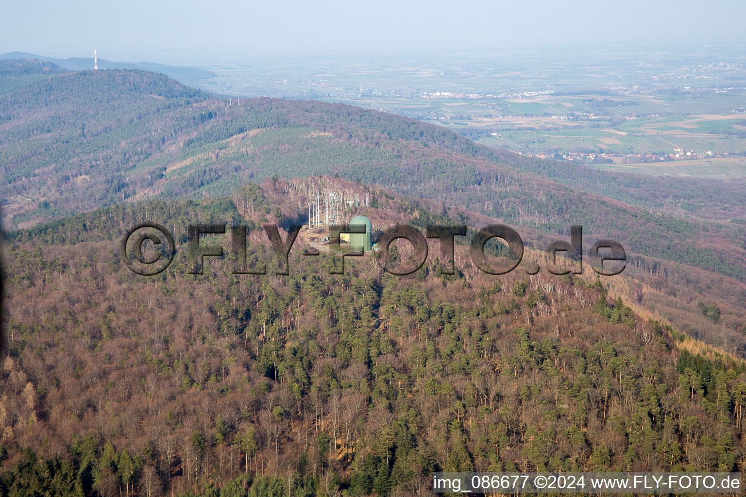 Enregistrement par drone de Lampertsloch dans le département Bas Rhin, France