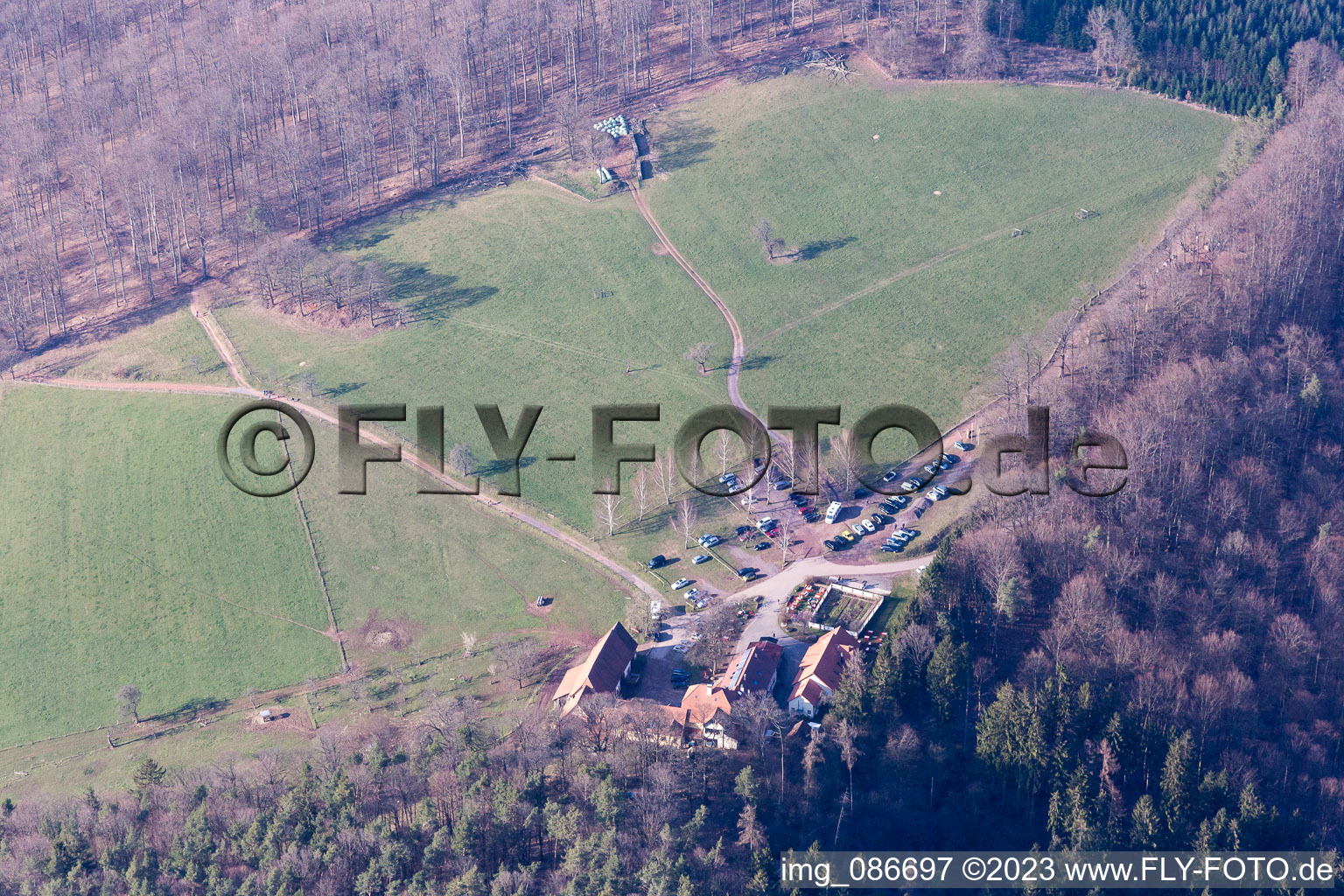 Gimbelhof à Wingen dans le département Bas Rhin, France vue d'en haut