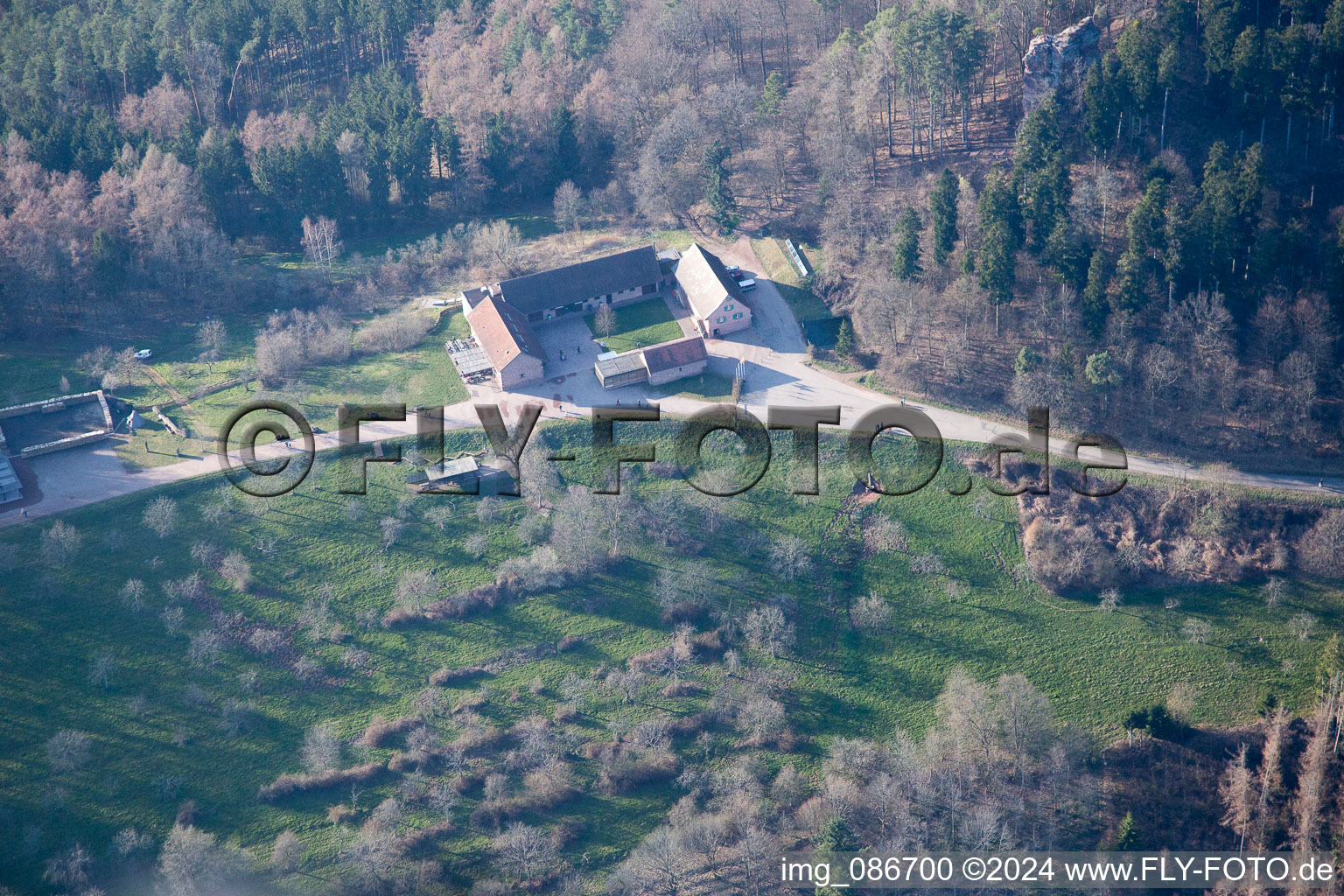 Gimbelhof à Wingen dans le département Bas Rhin, France vue du ciel