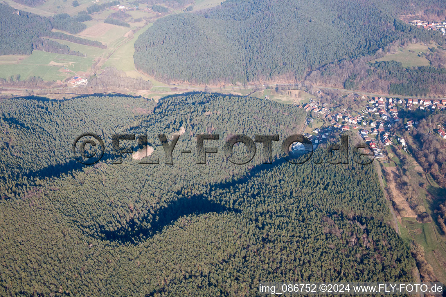 Vue aérienne de Bruchweiler-Bärenbach dans le département Rhénanie-Palatinat, Allemagne