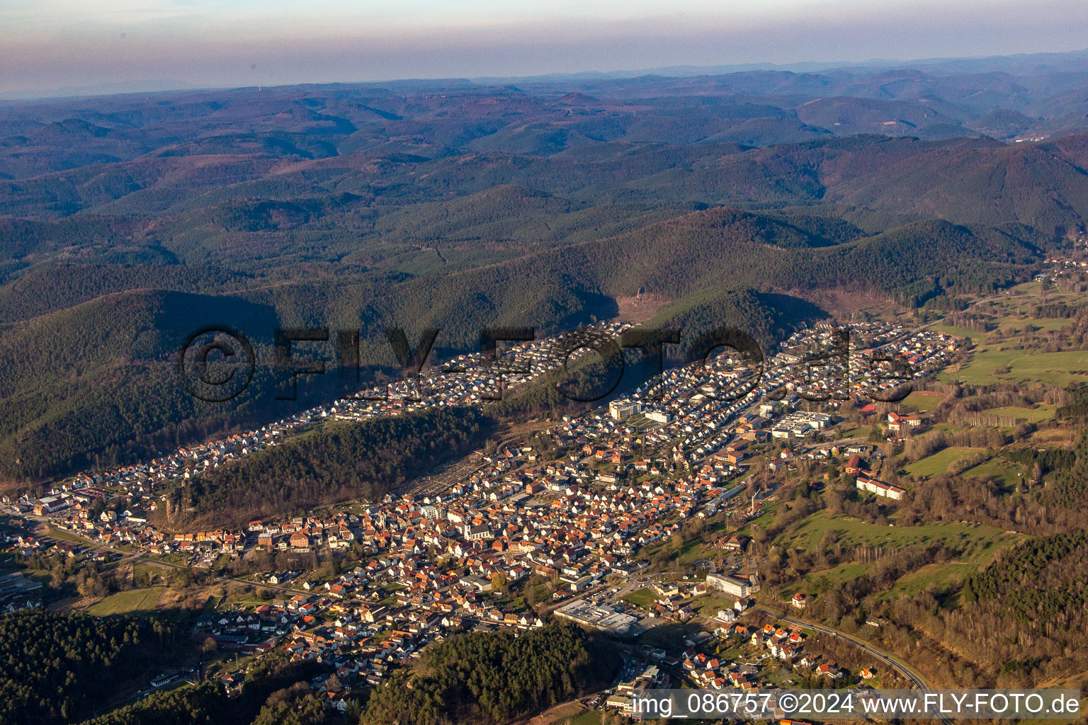 Vue aérienne de Dahn dans le département Rhénanie-Palatinat, Allemagne