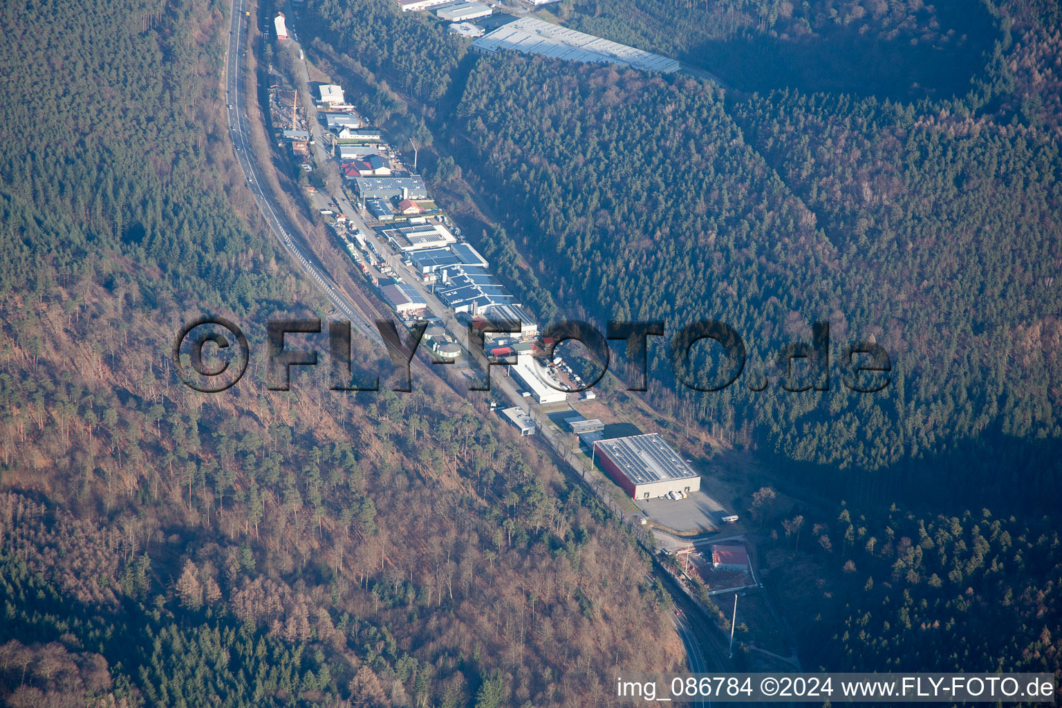 Vue aérienne de Hauenstein dans le département Rhénanie-Palatinat, Allemagne