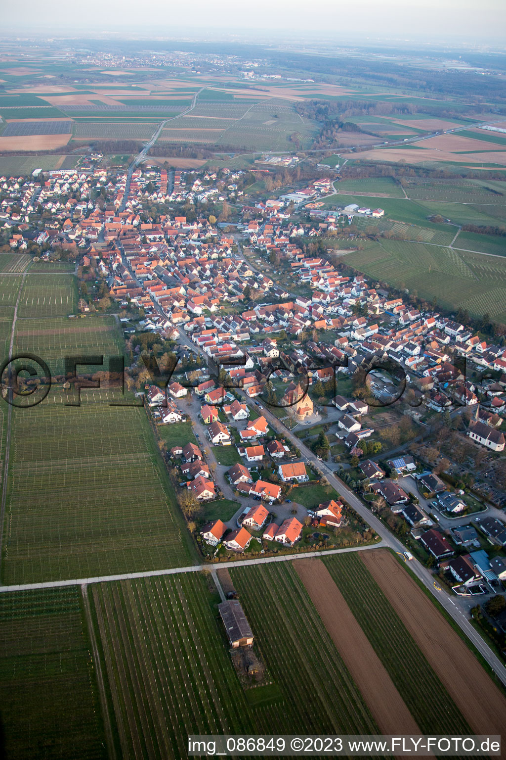 Insheim dans le département Rhénanie-Palatinat, Allemagne vue d'en haut
