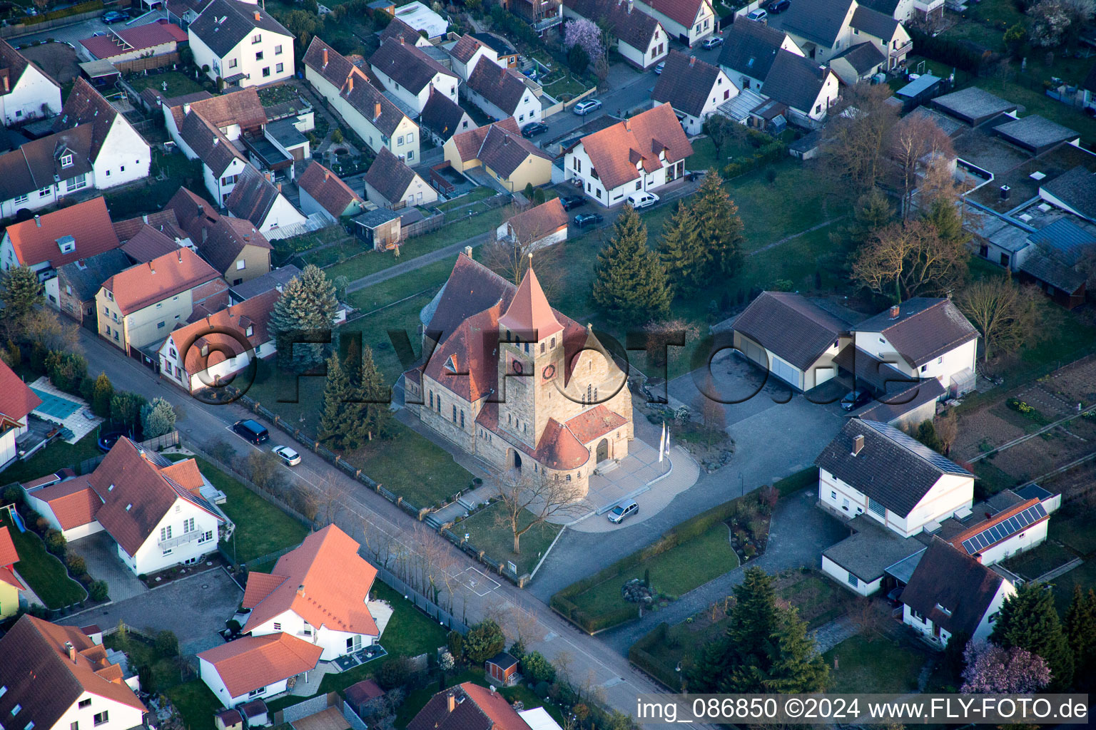 Insheim dans le département Rhénanie-Palatinat, Allemagne depuis l'avion