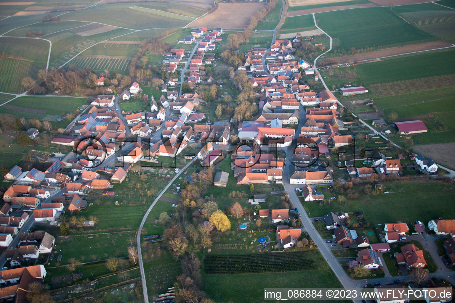 Dierbach dans le département Rhénanie-Palatinat, Allemagne vue du ciel