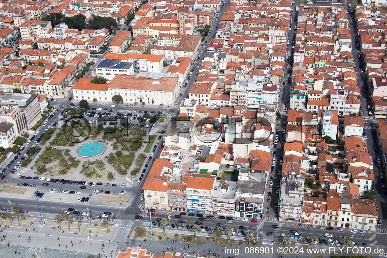 Enregistrement par drone de Viareggio dans le département Lucca, Italie