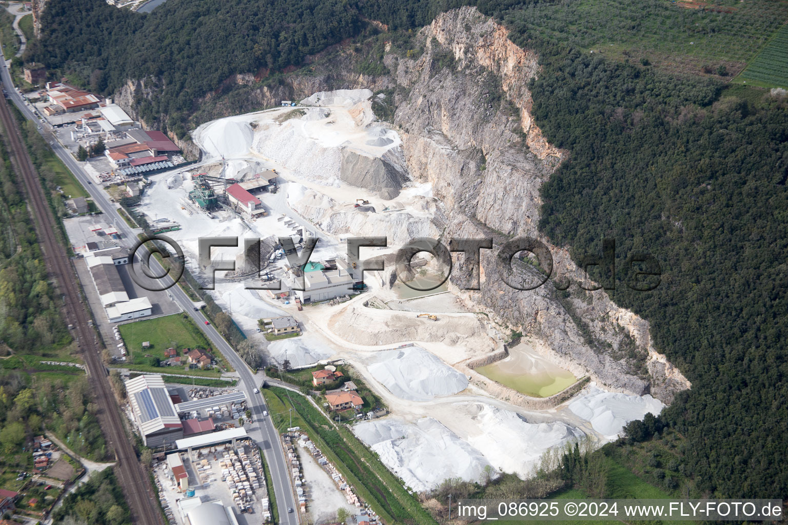 Vue aérienne de Pietrasanta dans le département Lucca, Italie