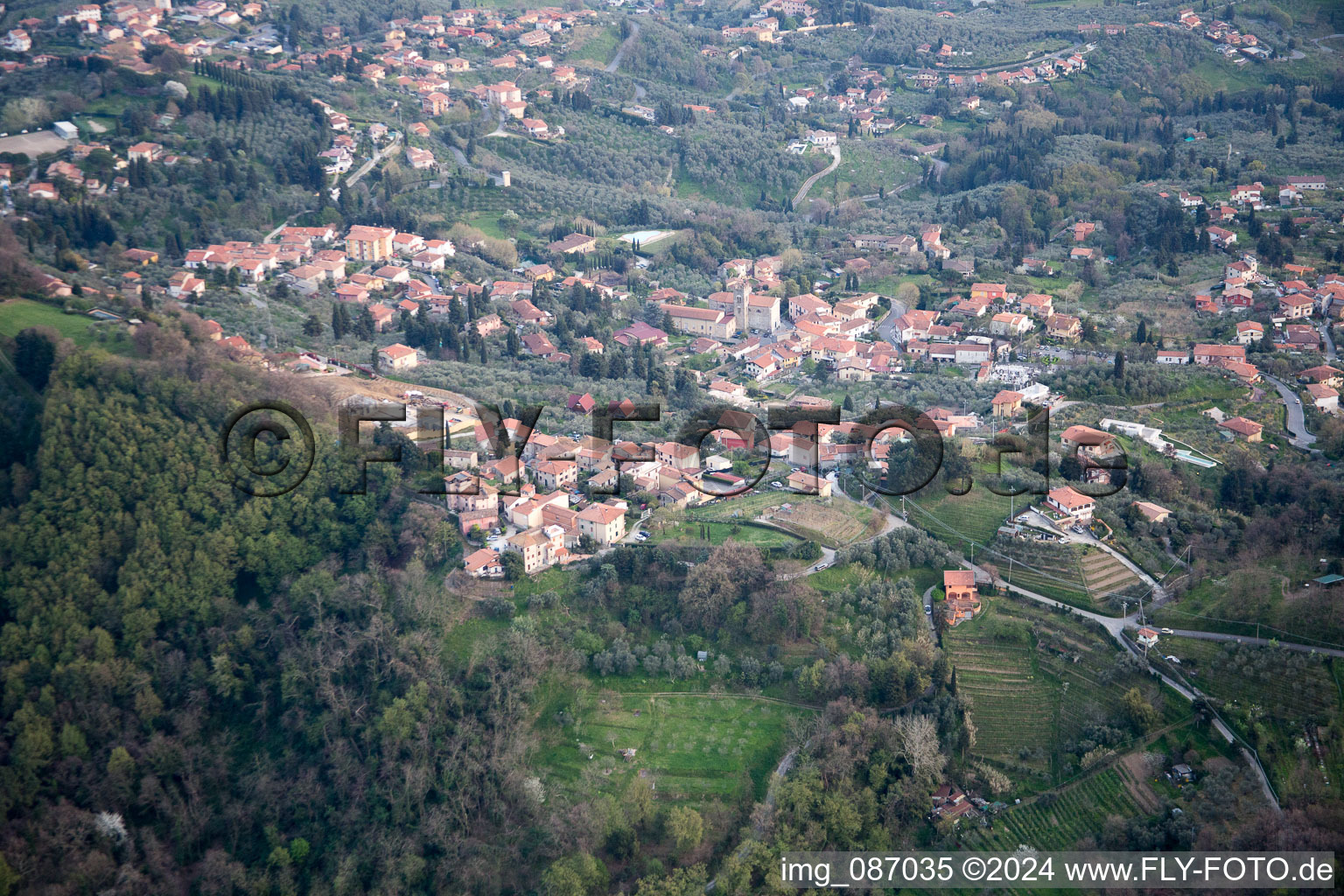 Pedona dans le département Toscane, Italie vue d'en haut