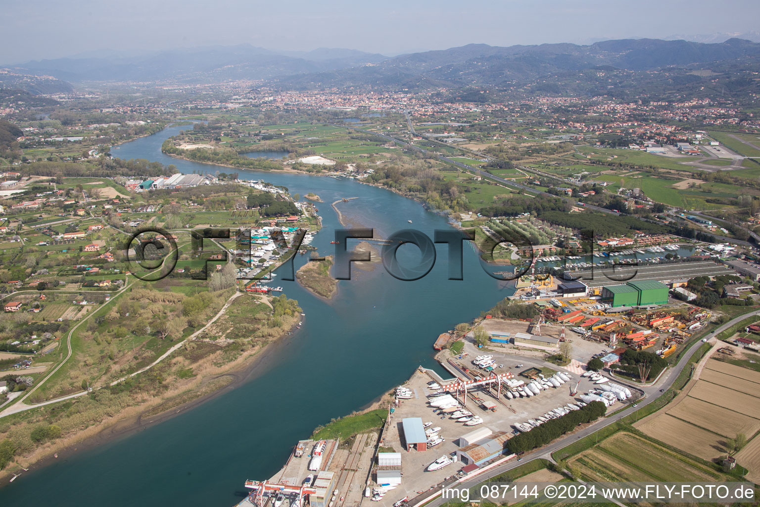 Vue aérienne de Ameglia dans le département Ligurie, Italie