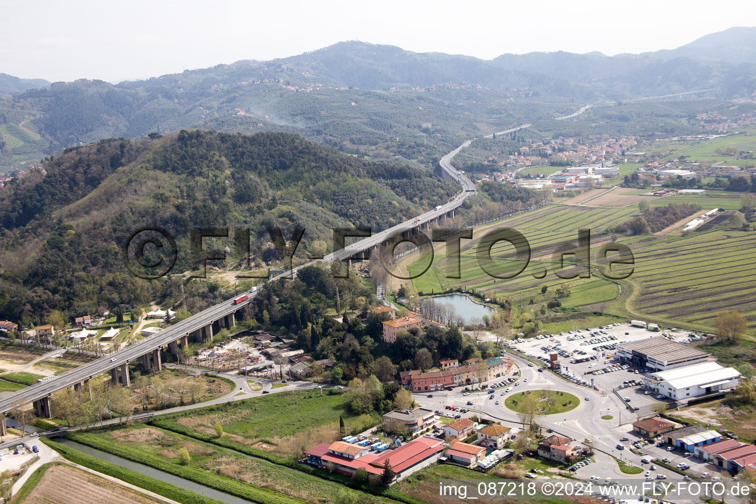 Vue aérienne de Massarosa dans le département Lucca, Italie