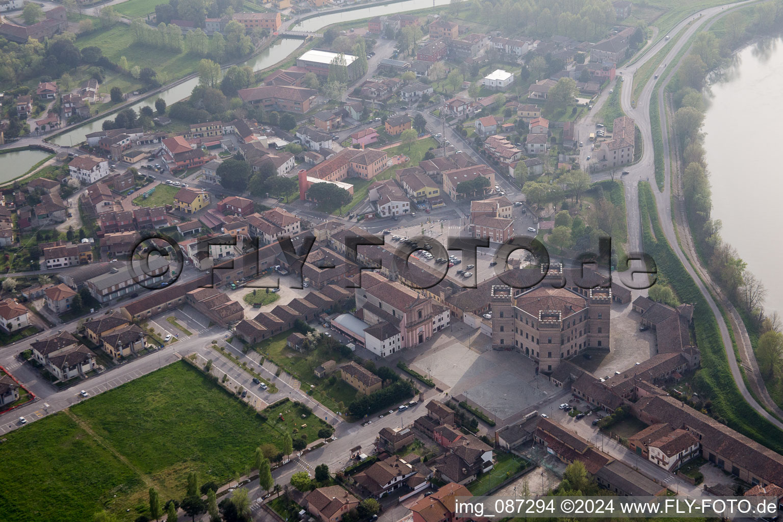 Photographie aérienne de Mesola dans le département Ferrara, Italie