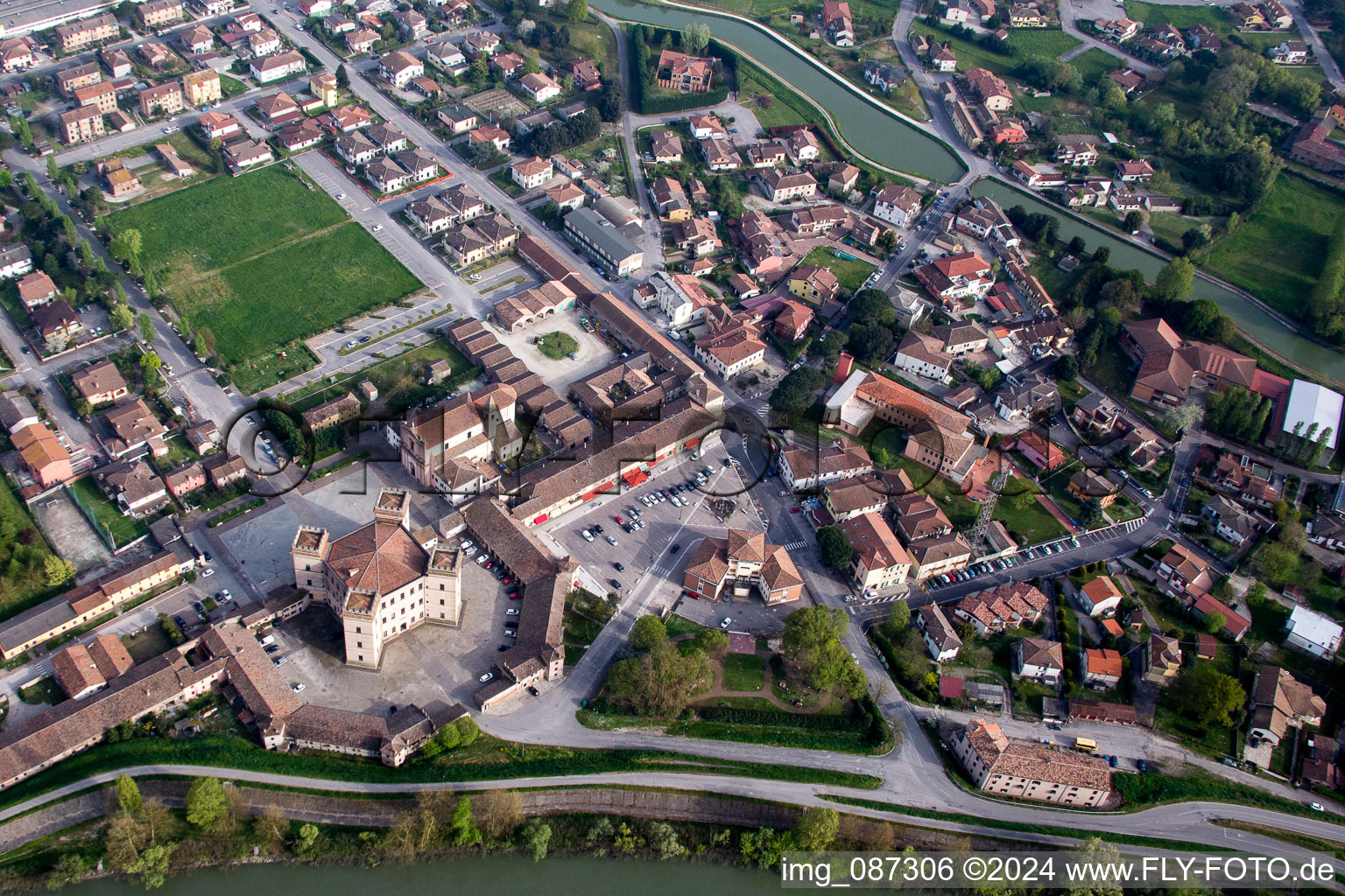 Image drone de Mesola dans le département Ferrara, Italie