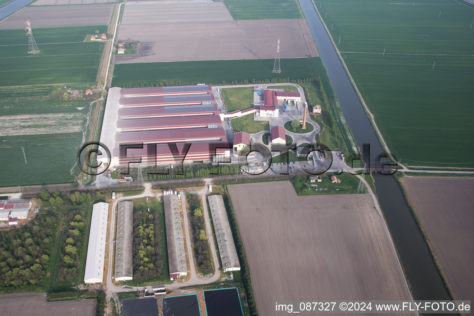 Codigoro dans le département Ferrara, Italie vue d'en haut