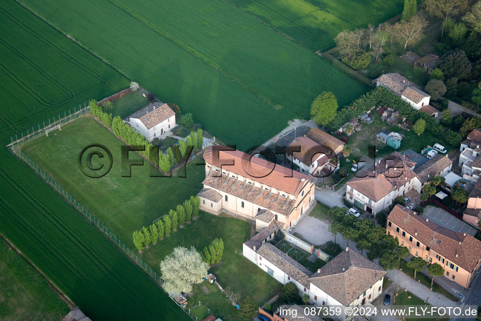 Sant'Alberto dans le département Émilie-Romagne, Italie d'en haut