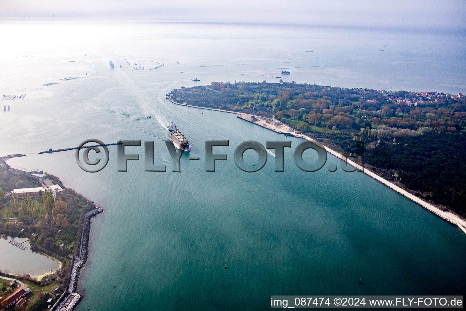 Vue oblique de Santa Maria del Mare dans le département Vénétie, Italie