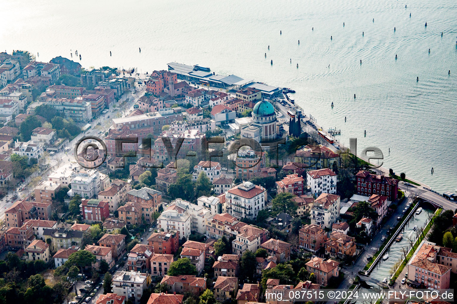 Vue oblique de San Nicolò di Lido dans le département Vénétie, Italie