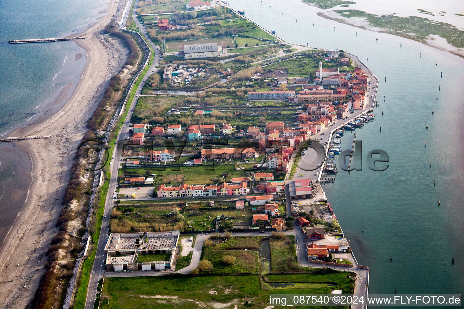 San Pietro in Volta dans le département Vénétie, Italie vue d'en haut