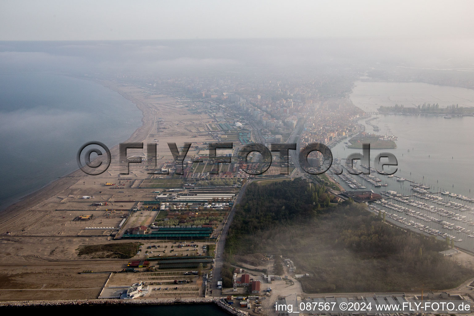 Sottomarina à Faro dans le département Vénétie, Italie vue d'en haut