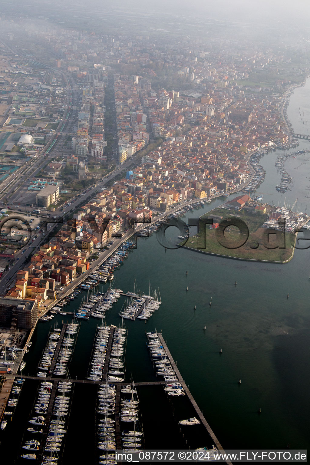 Image drone de Sottomarina à Faro dans le département Vénétie, Italie