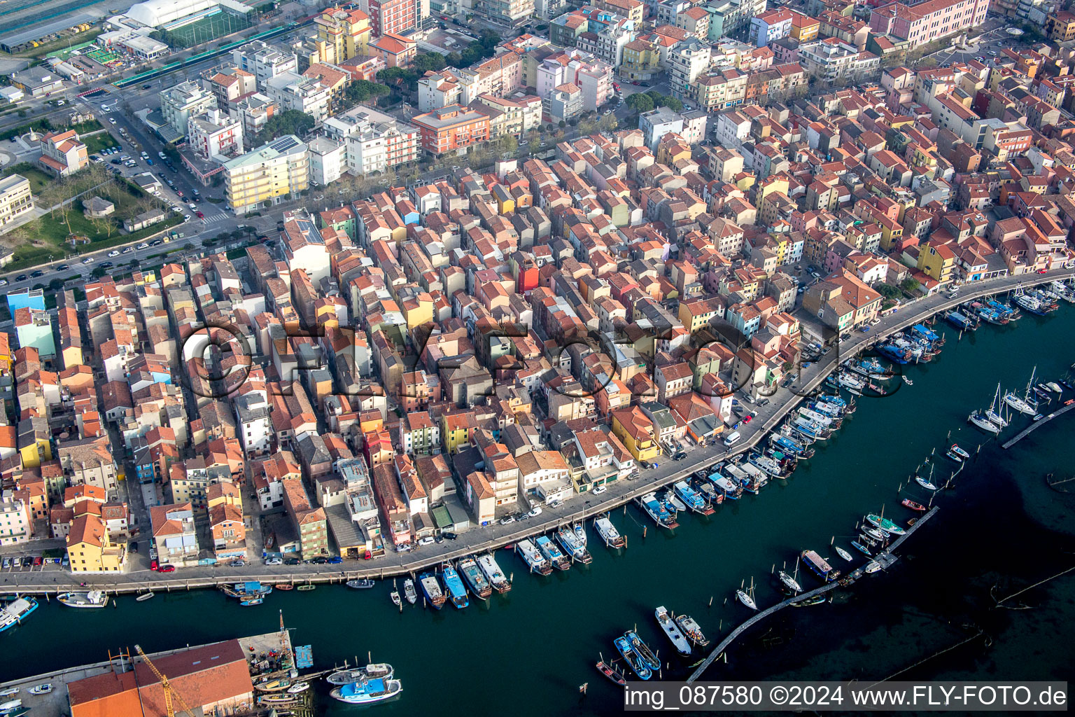 Vue oblique de Chioggia dans le département Vénétie, Italie