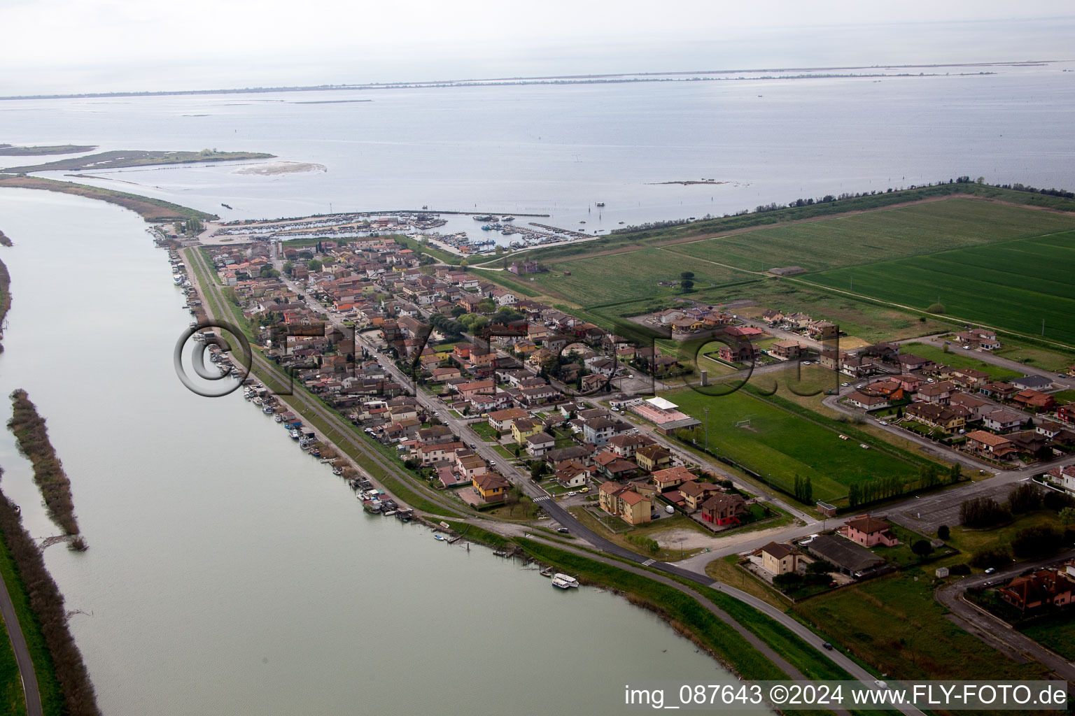 Gorino dans le département Vénétie, Italie vue d'en haut