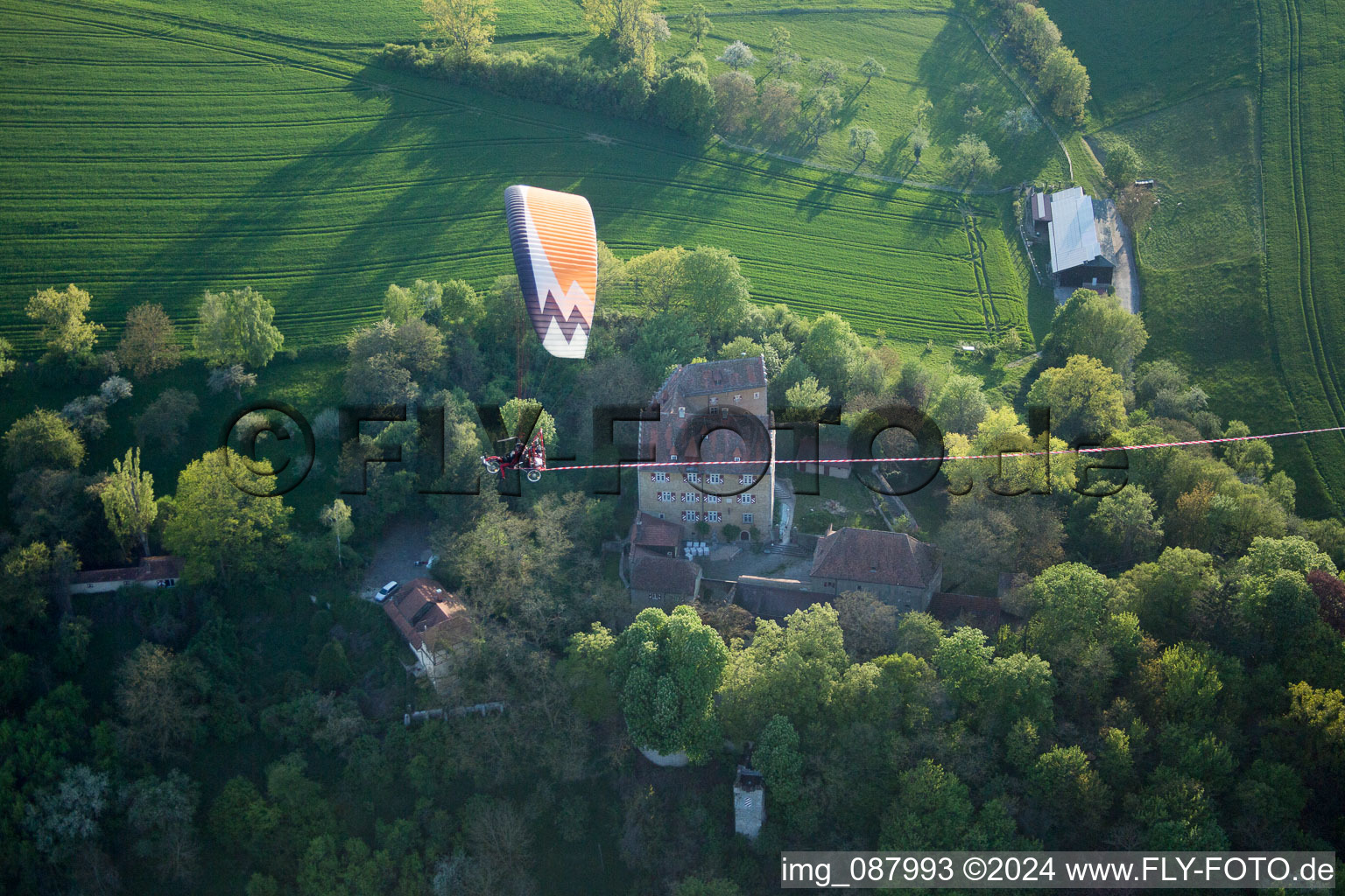 Wipfeld dans le département Bavière, Allemagne du point de vue du drone