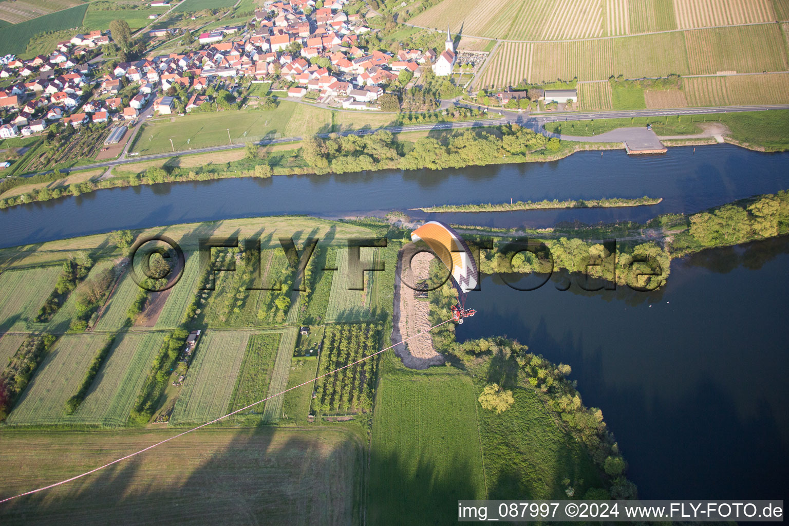 Wipfeld dans le département Bavière, Allemagne d'un drone