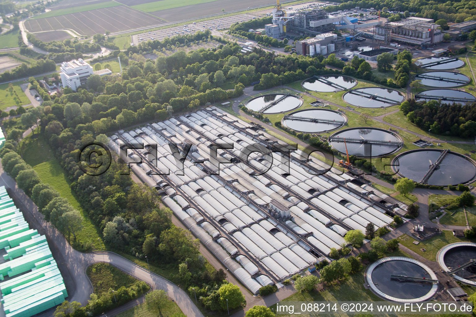 Vue aérienne de BASF à le quartier Mörsch in Frankenthal dans le département Rhénanie-Palatinat, Allemagne