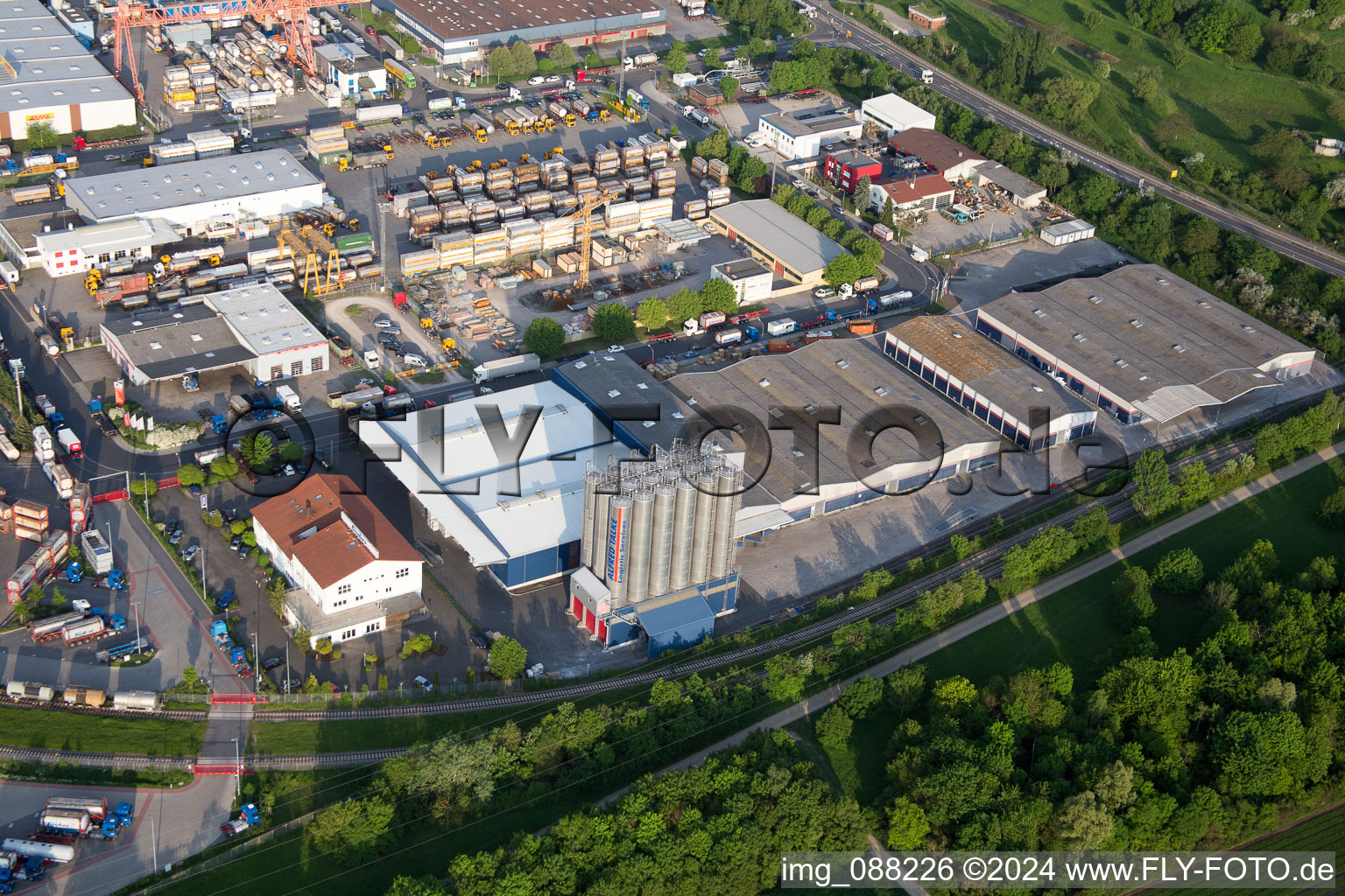 Photographie aérienne de Quartier Pfingstweide in Ludwigshafen am Rhein dans le département Rhénanie-Palatinat, Allemagne