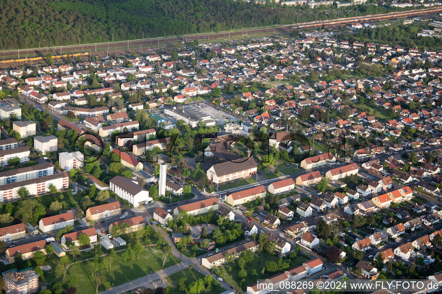 Quartier Schönau in Mannheim dans le département Bade-Wurtemberg, Allemagne hors des airs