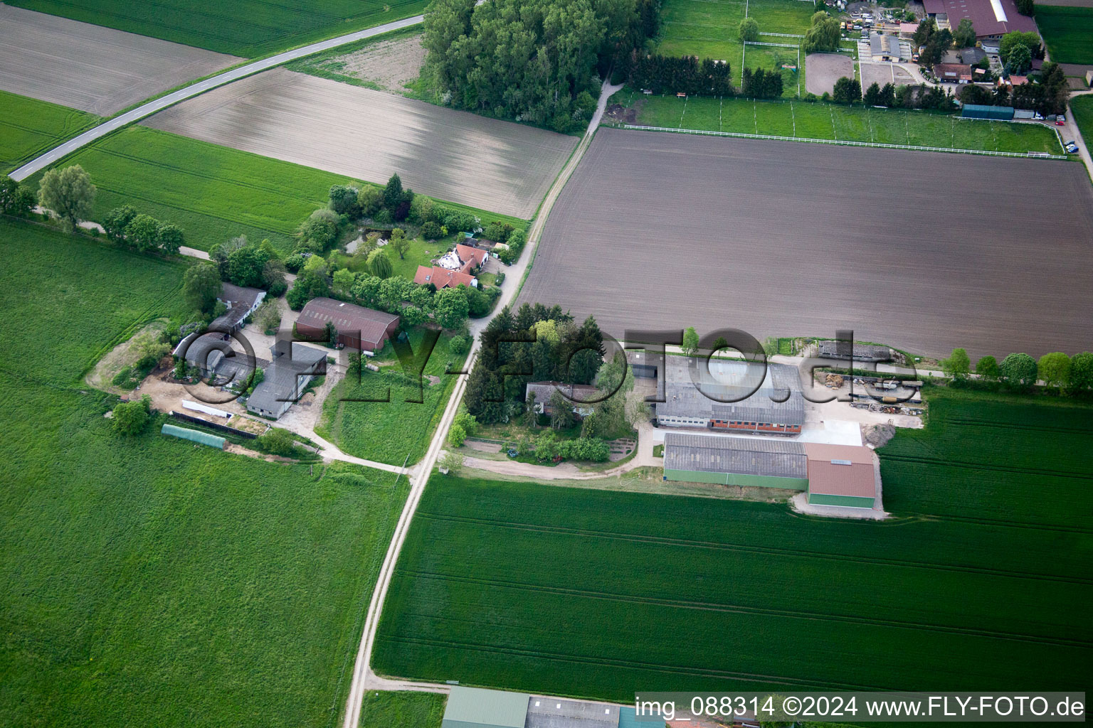 Lorsch dans le département Hesse, Allemagne depuis l'avion