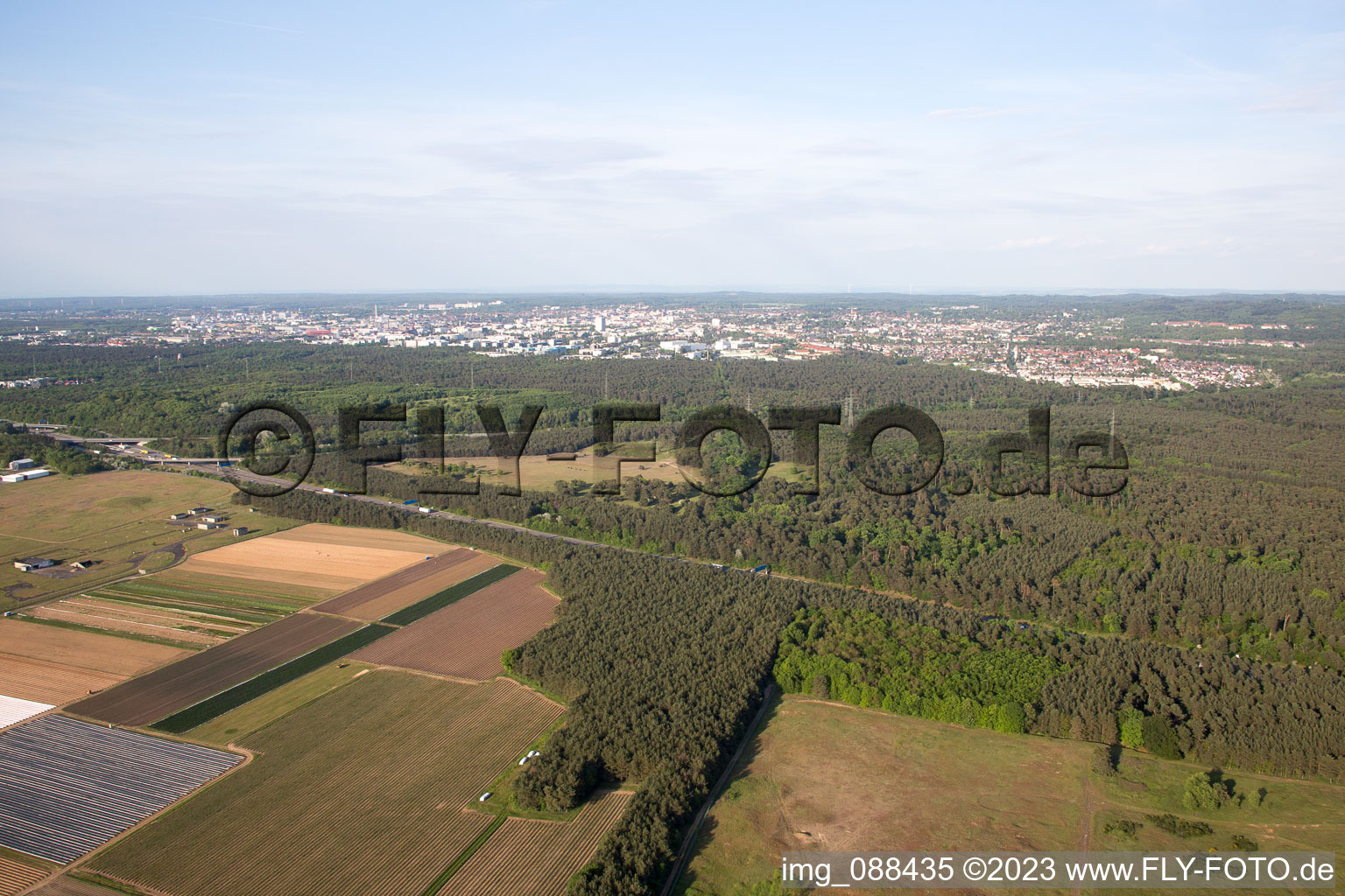 Vue aérienne de Griesheim, aérodrome d'August-Euler à le quartier August-Euler-Fluplatz in Darmstadt dans le département Hesse, Allemagne