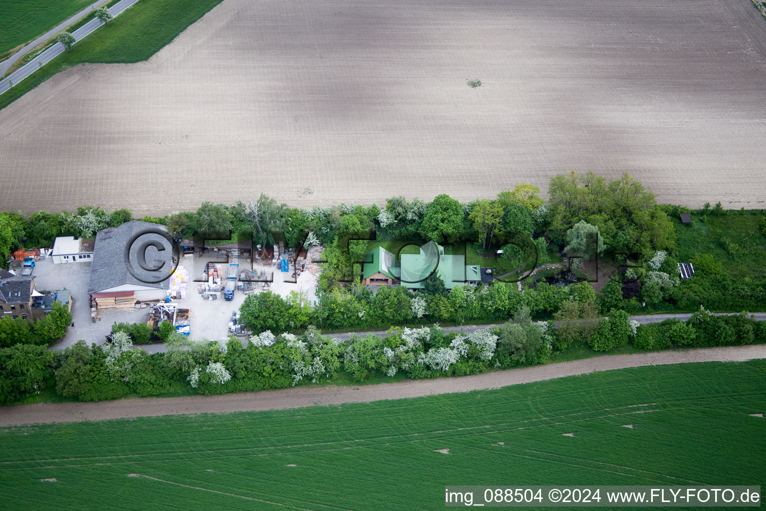 Vue aérienne de Dalheim dans le département Rhénanie-Palatinat, Allemagne