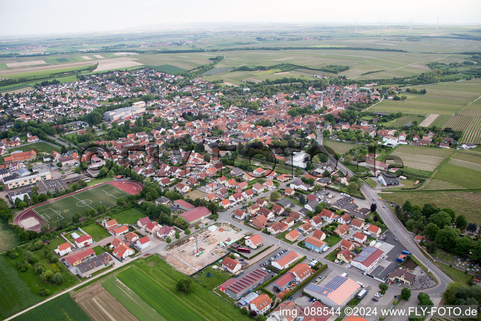 Westhofen dans le département Rhénanie-Palatinat, Allemagne d'en haut