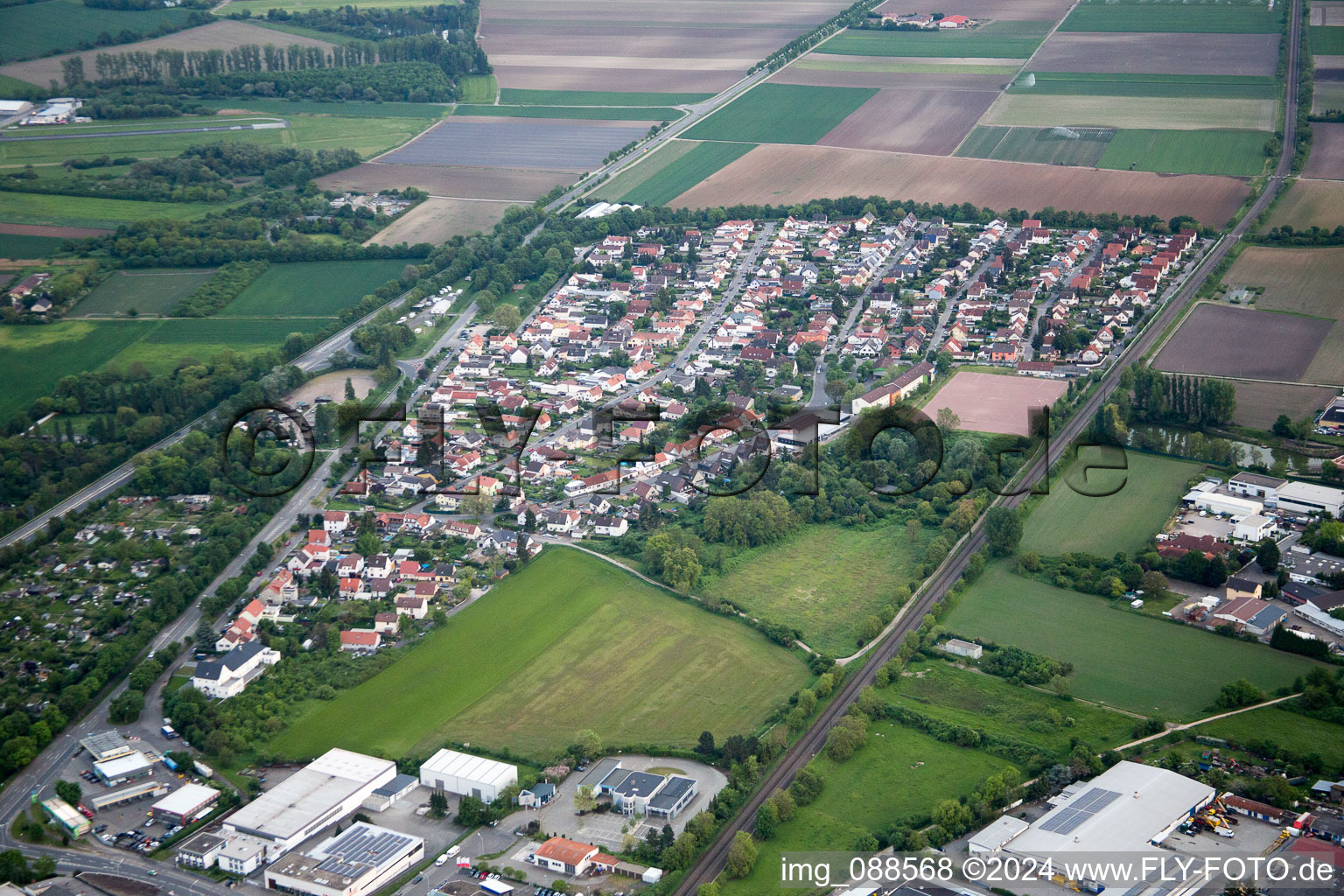 Vue aérienne de Règlement Karl Max à Worms dans le département Rhénanie-Palatinat, Allemagne