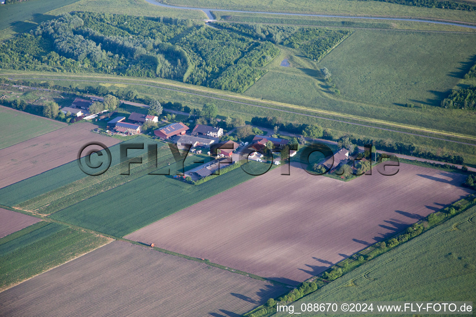 Photographie aérienne de Scharhof dans le département Bade-Wurtemberg, Allemagne