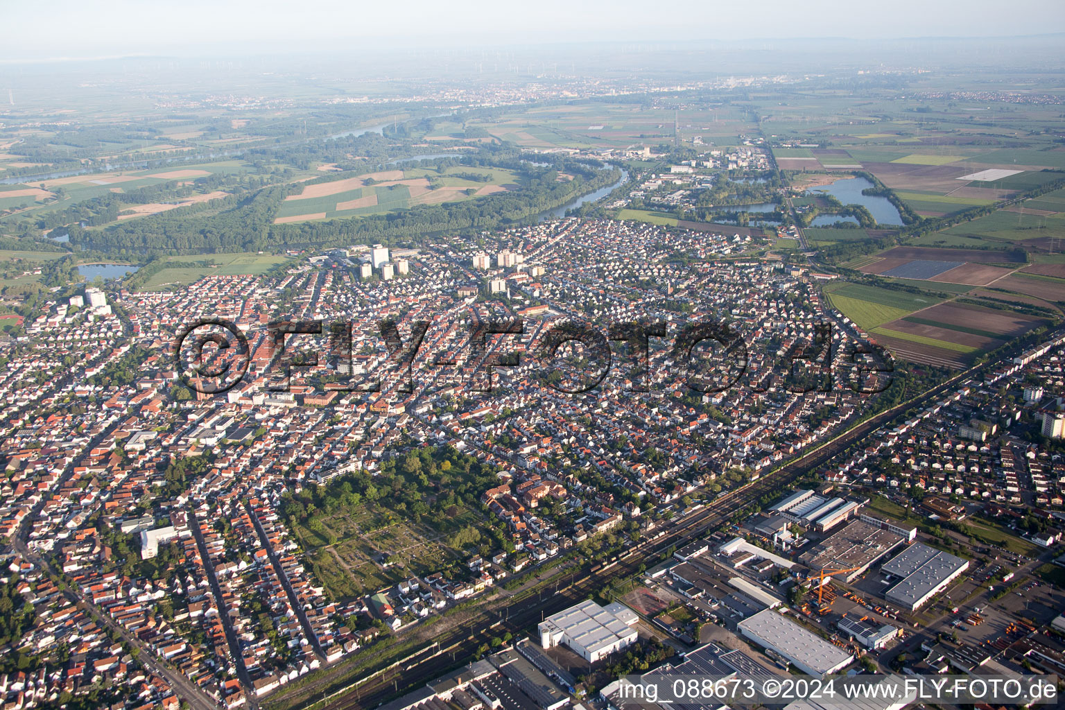 Lampertheim dans le département Hesse, Allemagne d'en haut