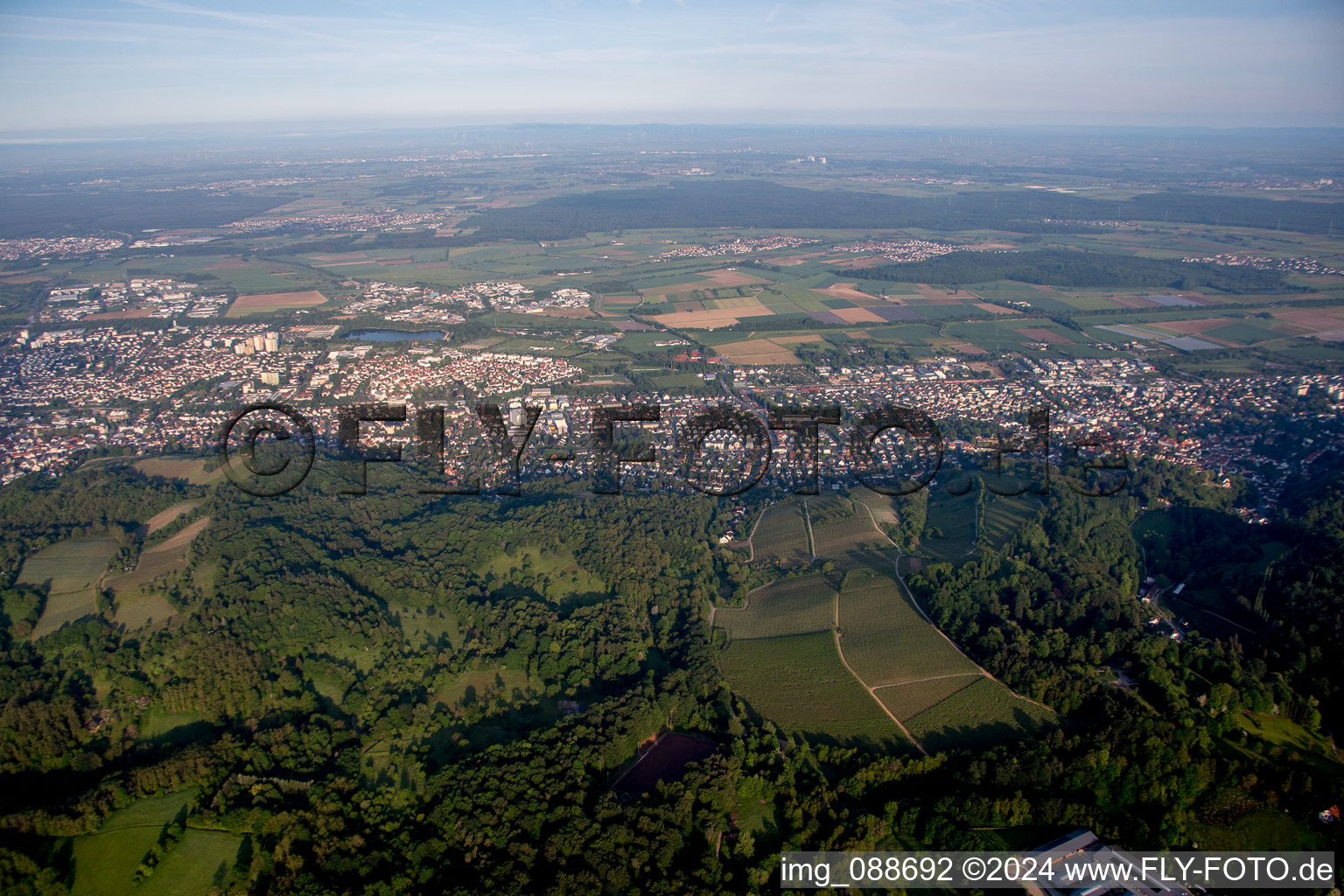 Vue oblique de De l'est à le quartier Auerbach in Bensheim dans le département Hesse, Allemagne