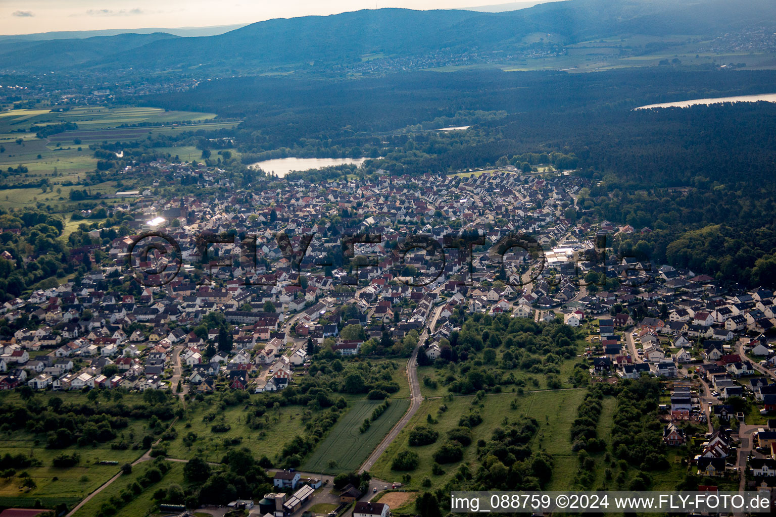 Vue aérienne de Kahl am Main dans le département Bavière, Allemagne